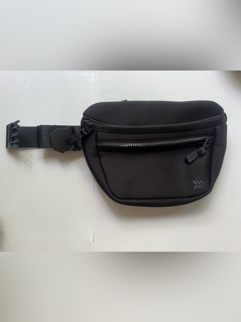 Premium Belt Bag - All In Motion™ Black - Picture 2 of 4
